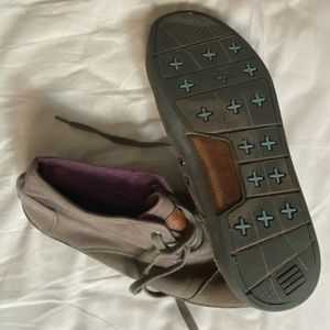 TOMS Paseo Mids Shoes